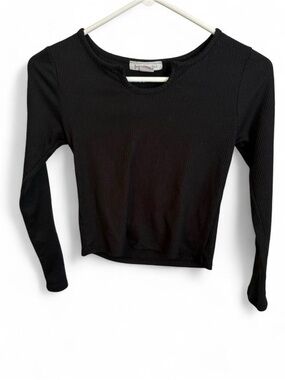 Girls' Black Ribbed Long-Sleeve Crew Tee